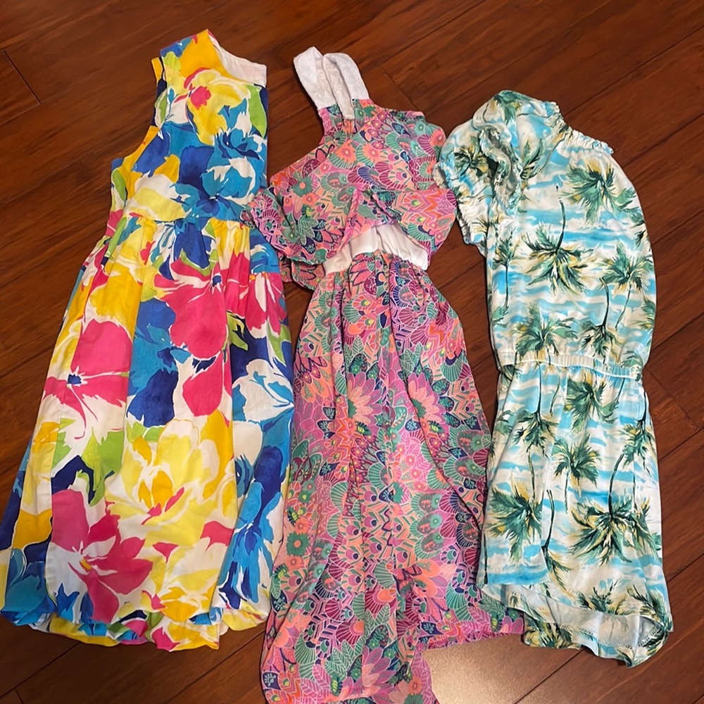 Girl dresses and rompers bundle in size 10/12